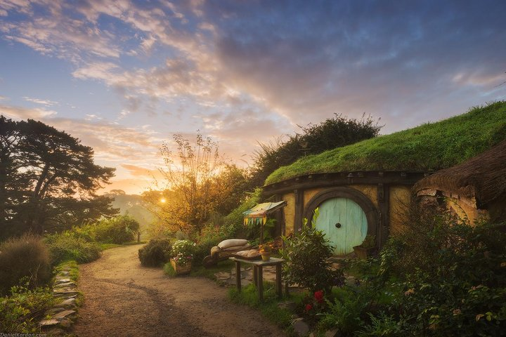 hobbiton village 